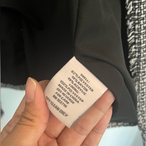 Nanette Lepore Frayed Tweed Jacket - Size L - Picture 8 of 9